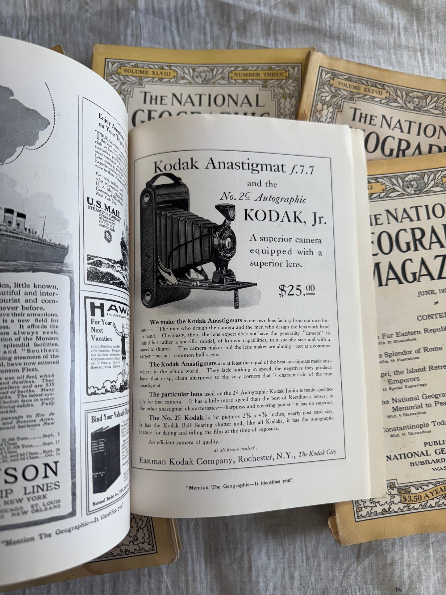 1920's National Geographic Magazines (67 available)