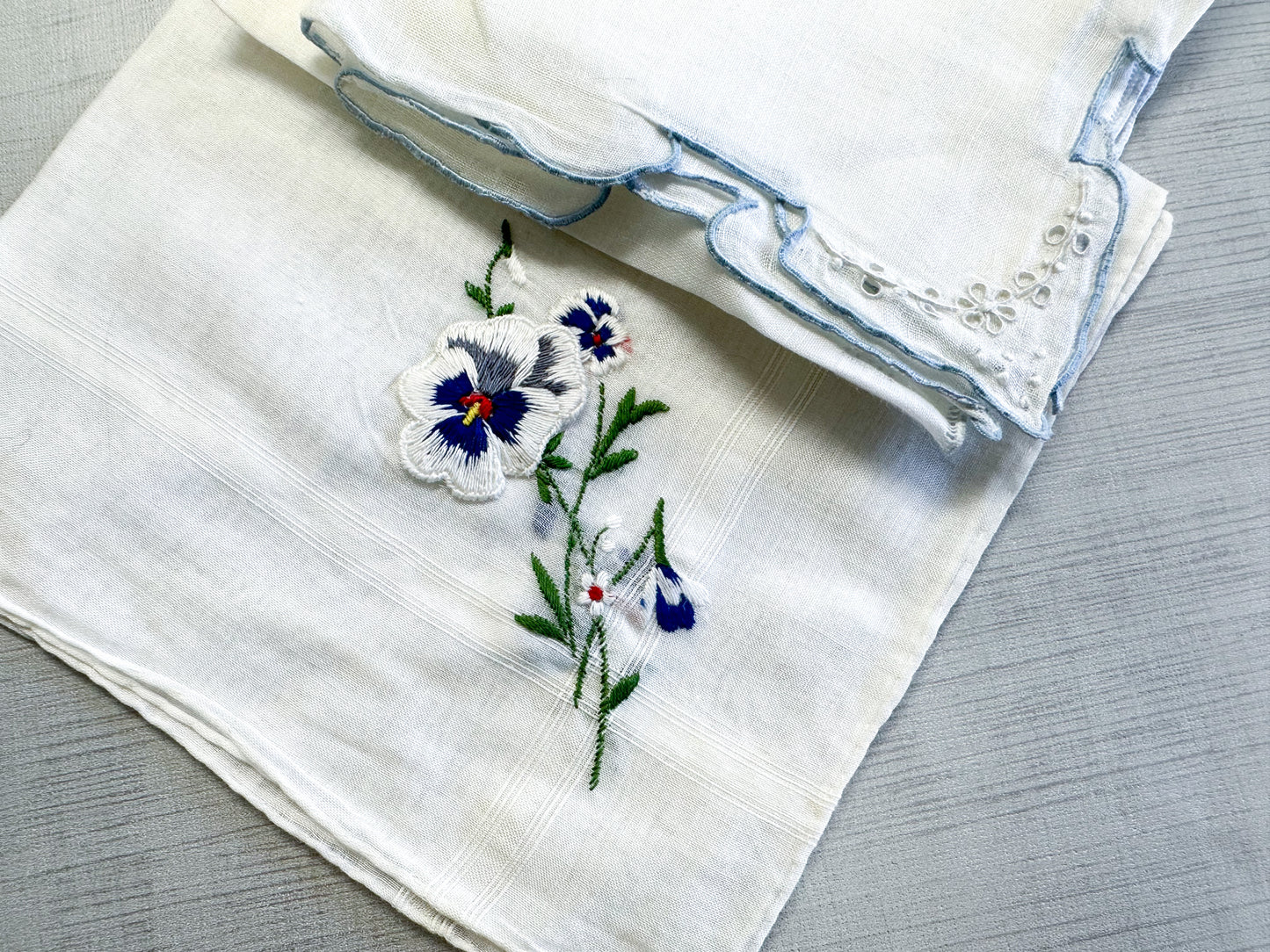 Vintage Hankie Set