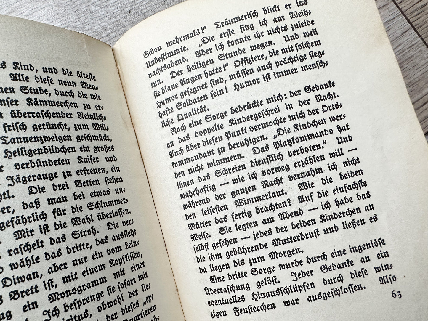 Vintage Foreign Language Book