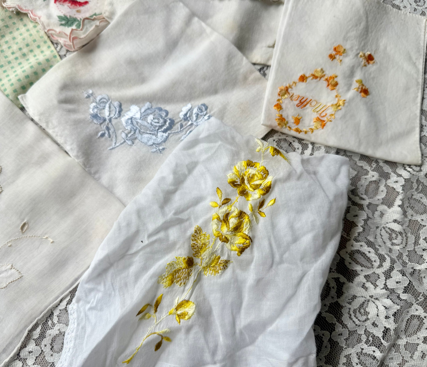 Vintage Hankie Set