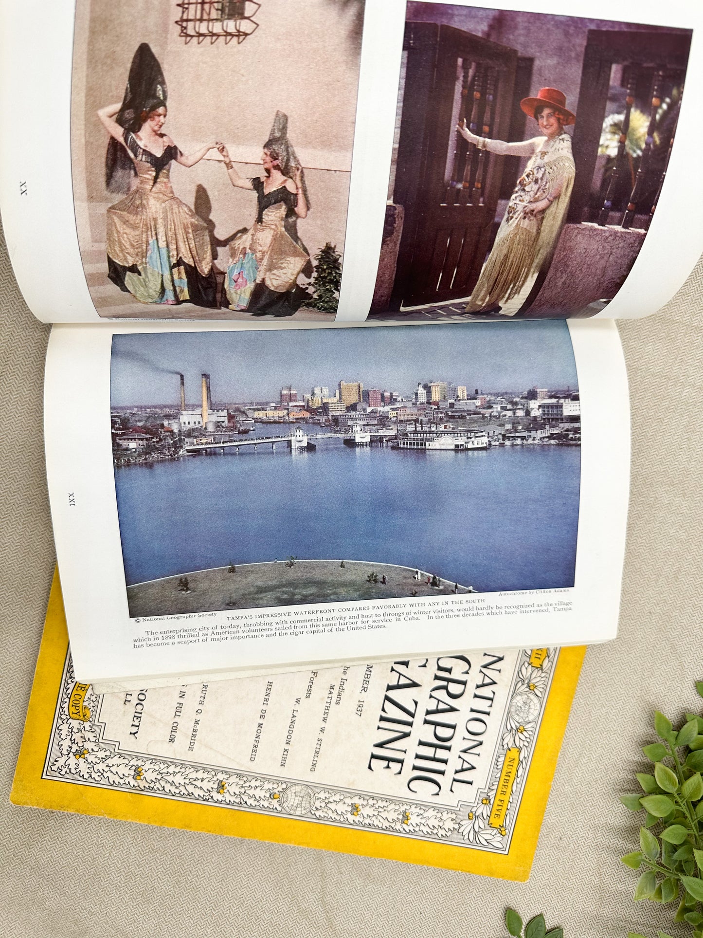 1930's National Geographic Magazine (2 available)