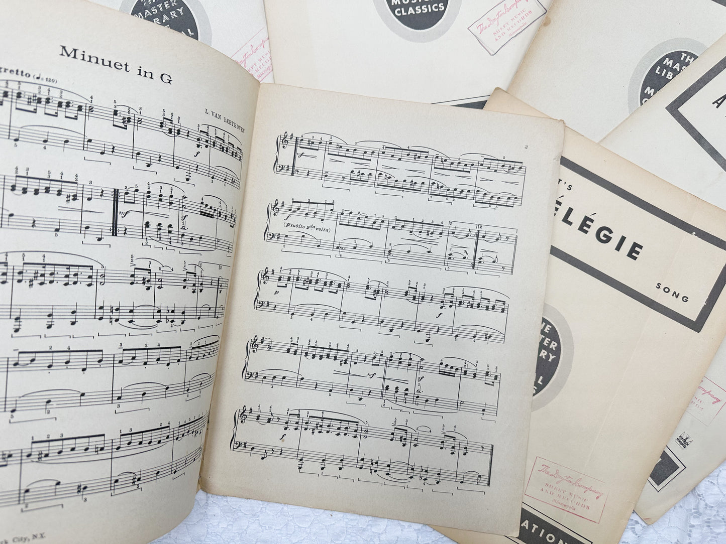 Vintage Music Set