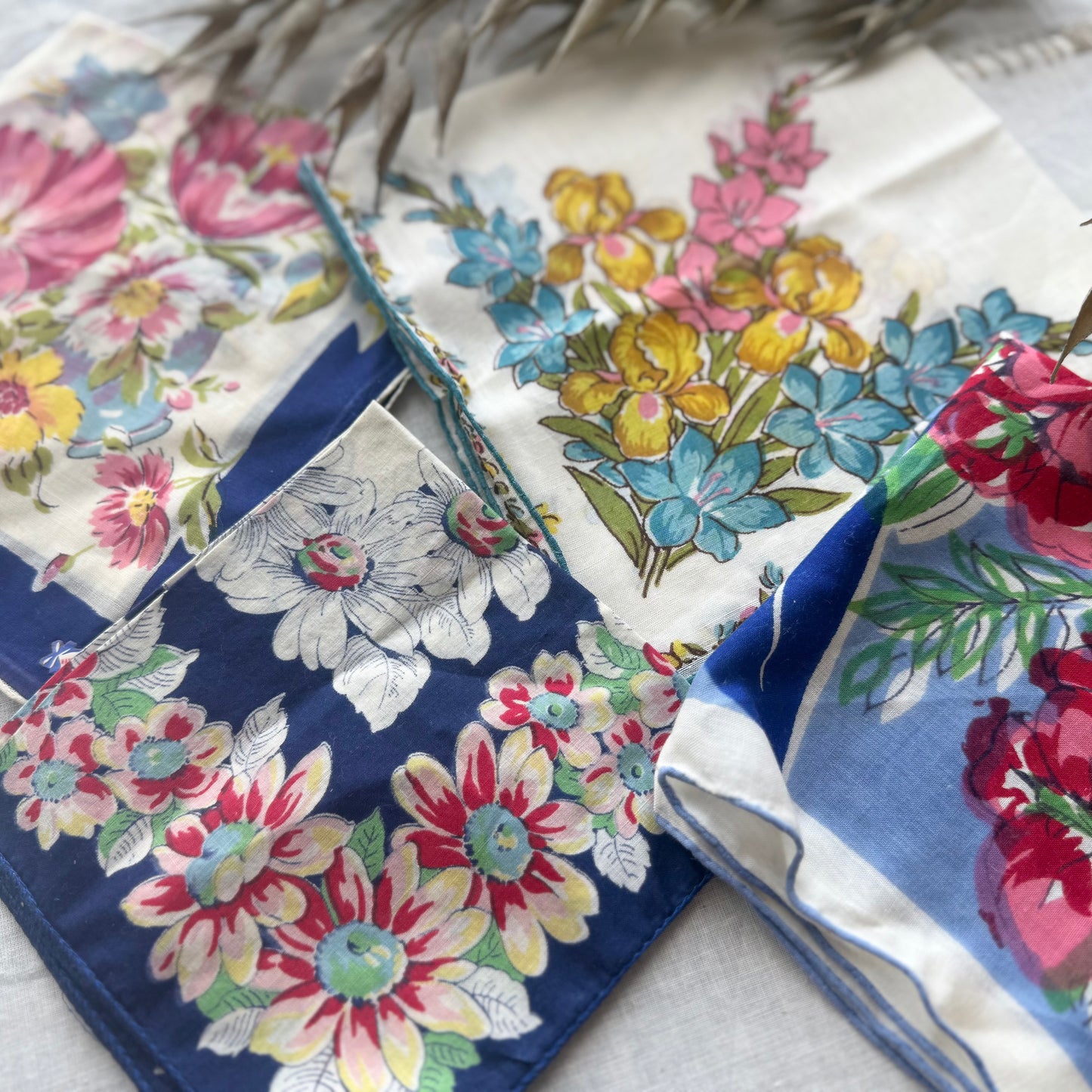 Vintage Hankie Set
