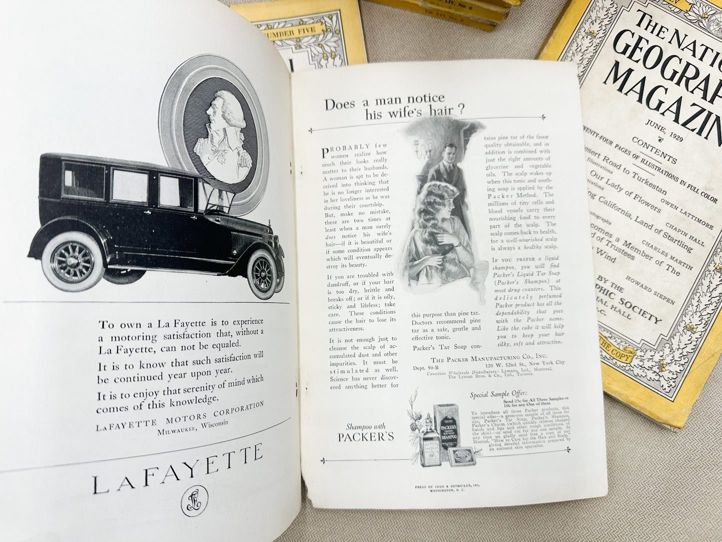 1920's National Geographic Magazines (67 available)