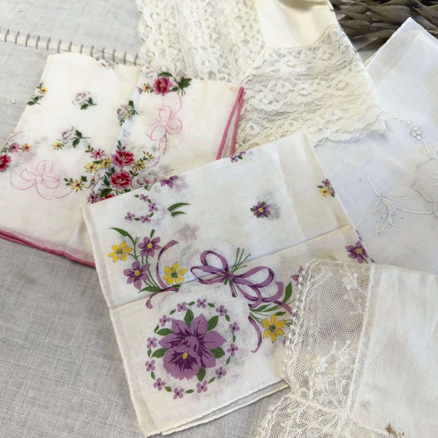 Vintage Hankie Set
