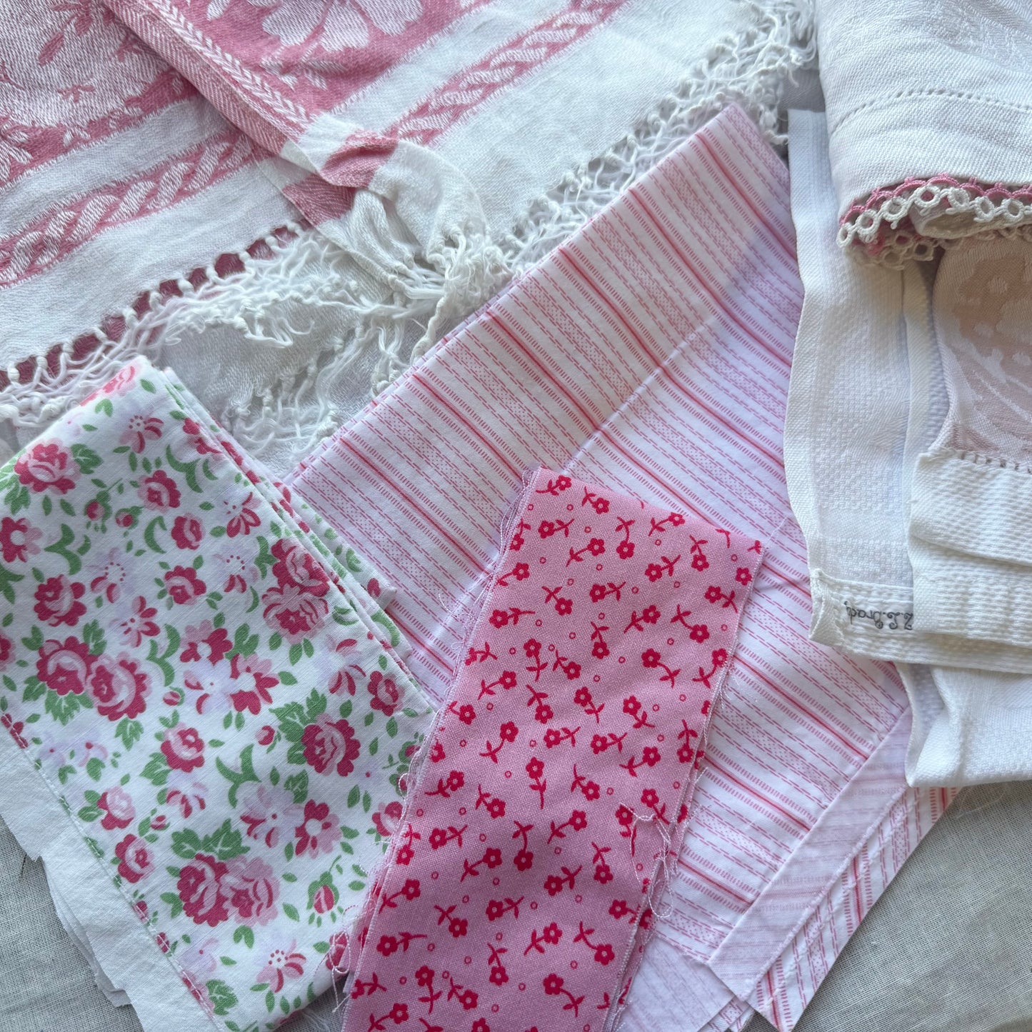 Pink Vintage Linen Set