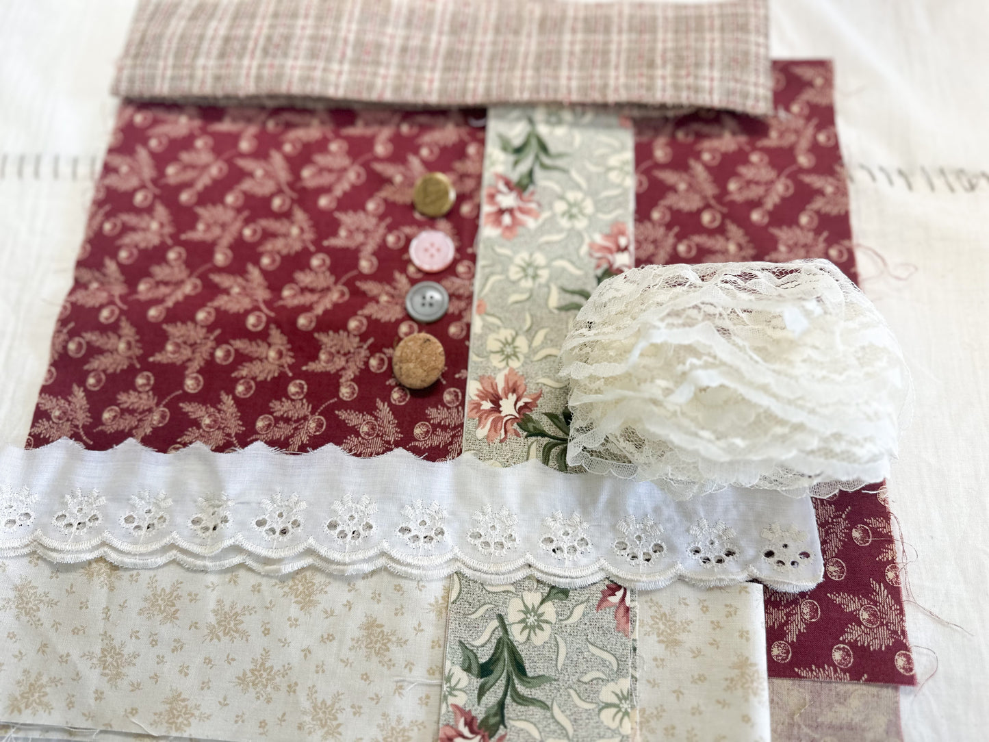 Coordinated Fabric and Button Kit