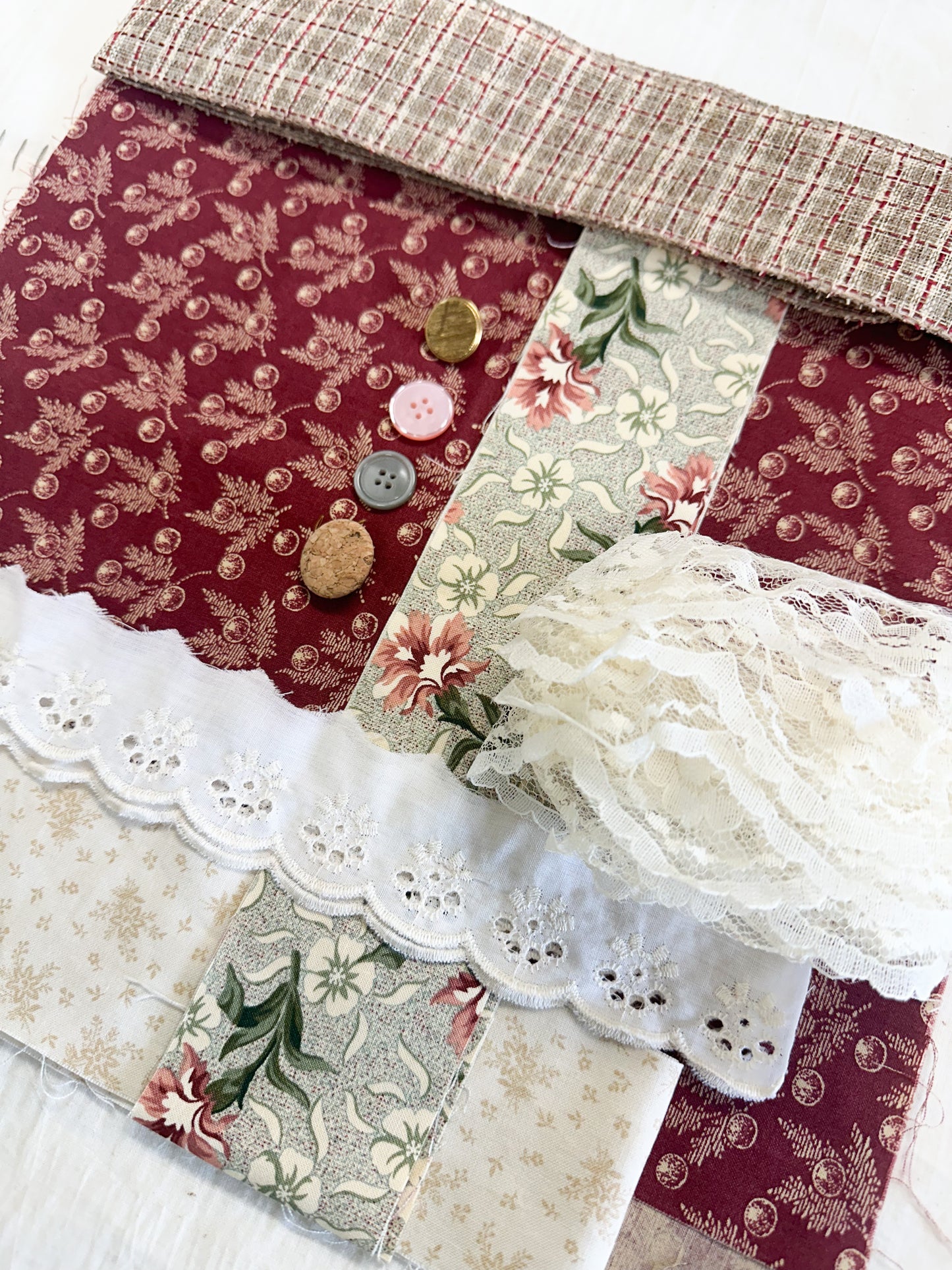 Coordinated Fabric and Button Kit
