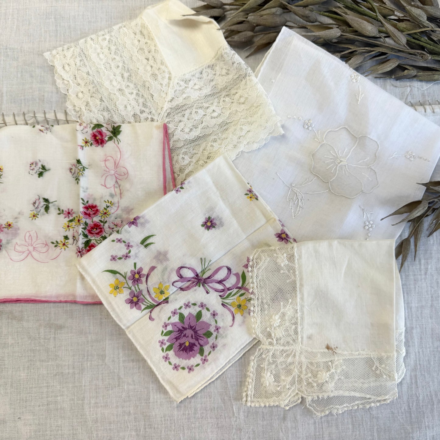 Vintage Hankie Set