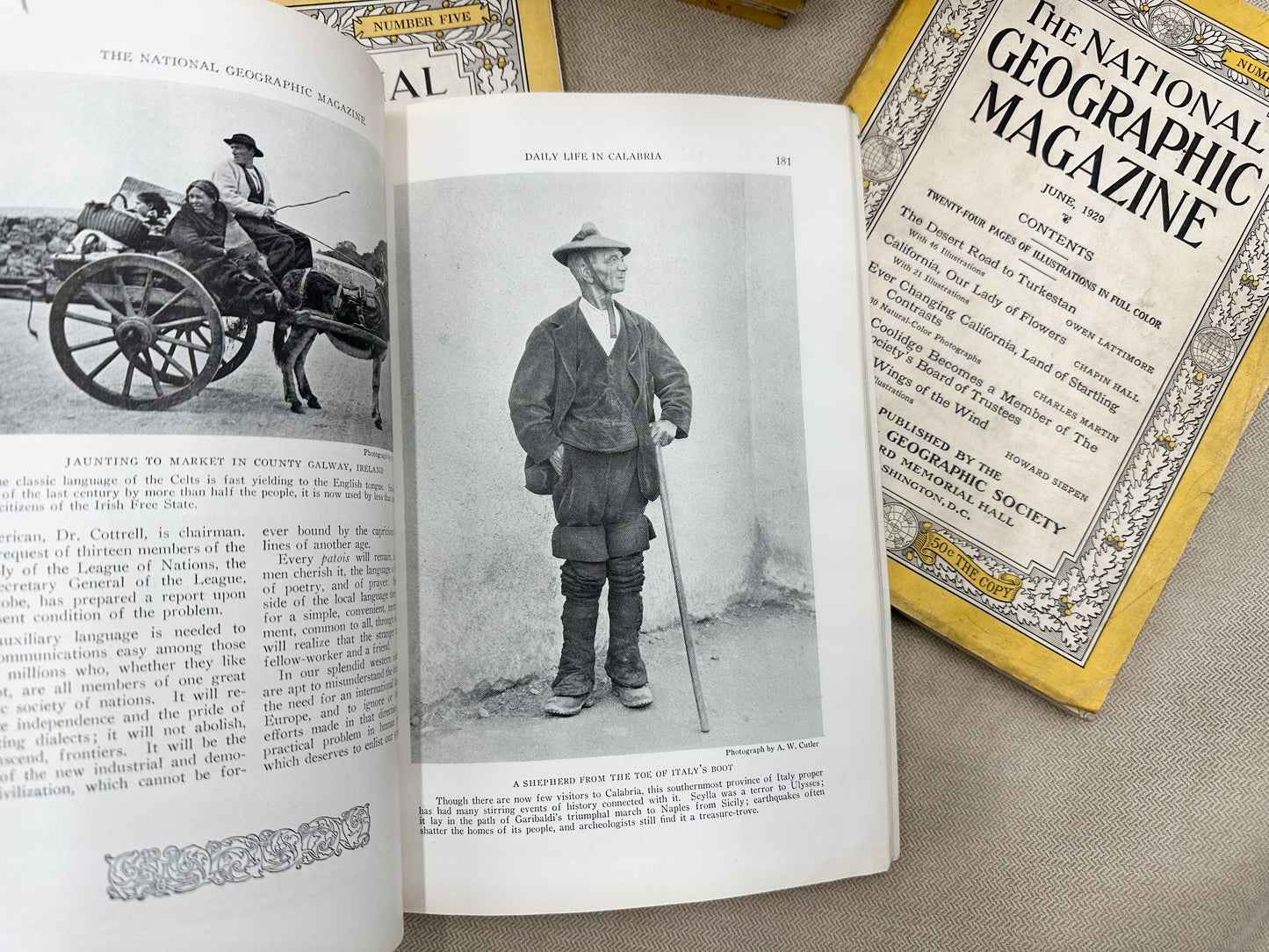 1920's National Geographic Magazines (16 available)