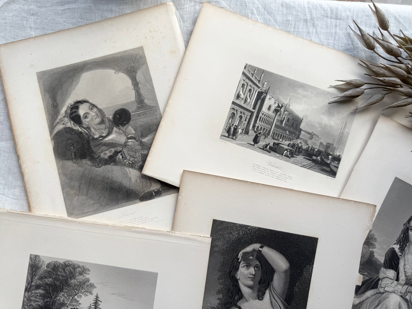 Vintage Print Set