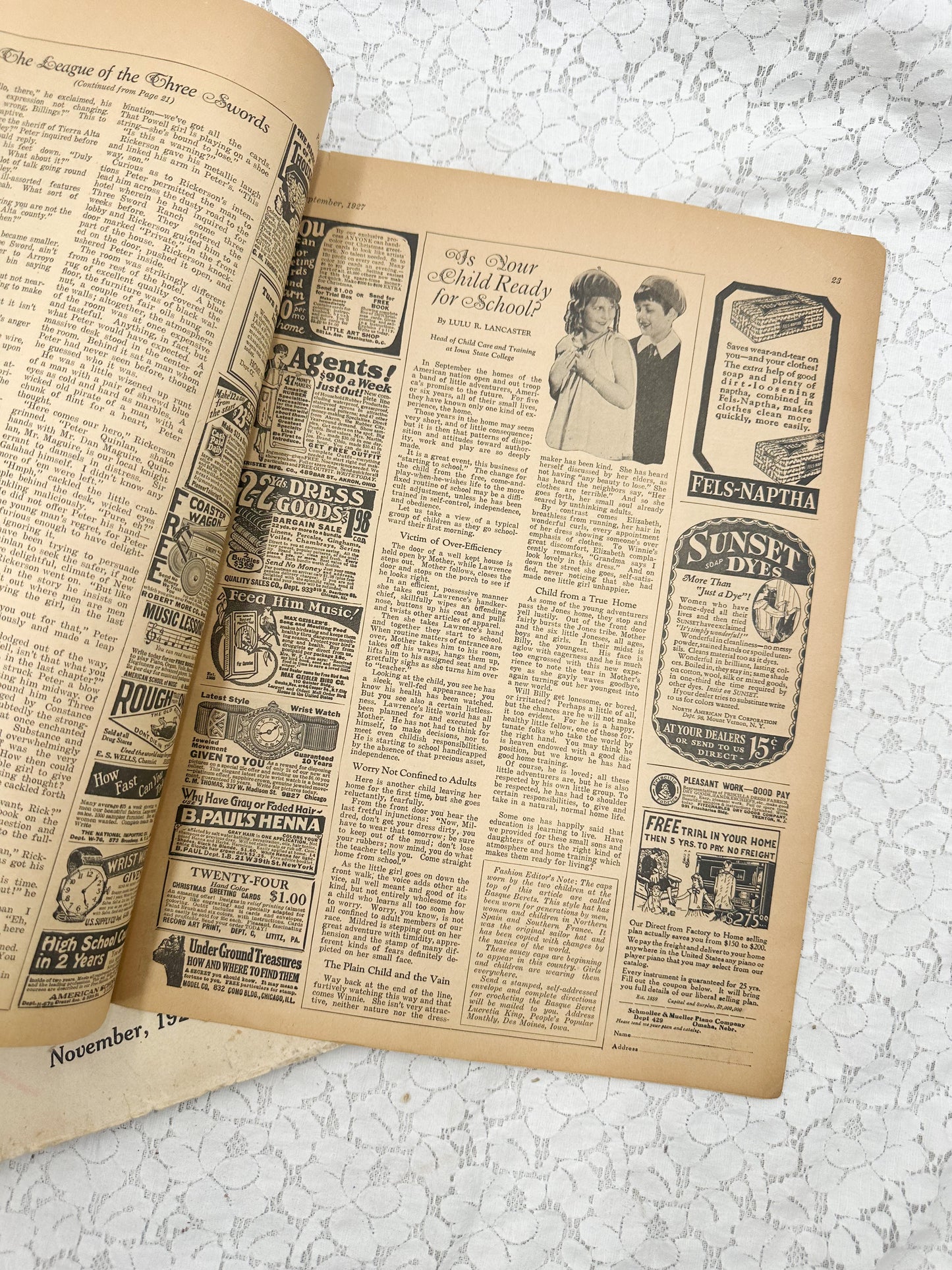 Vintage Magazines (Set of 7)