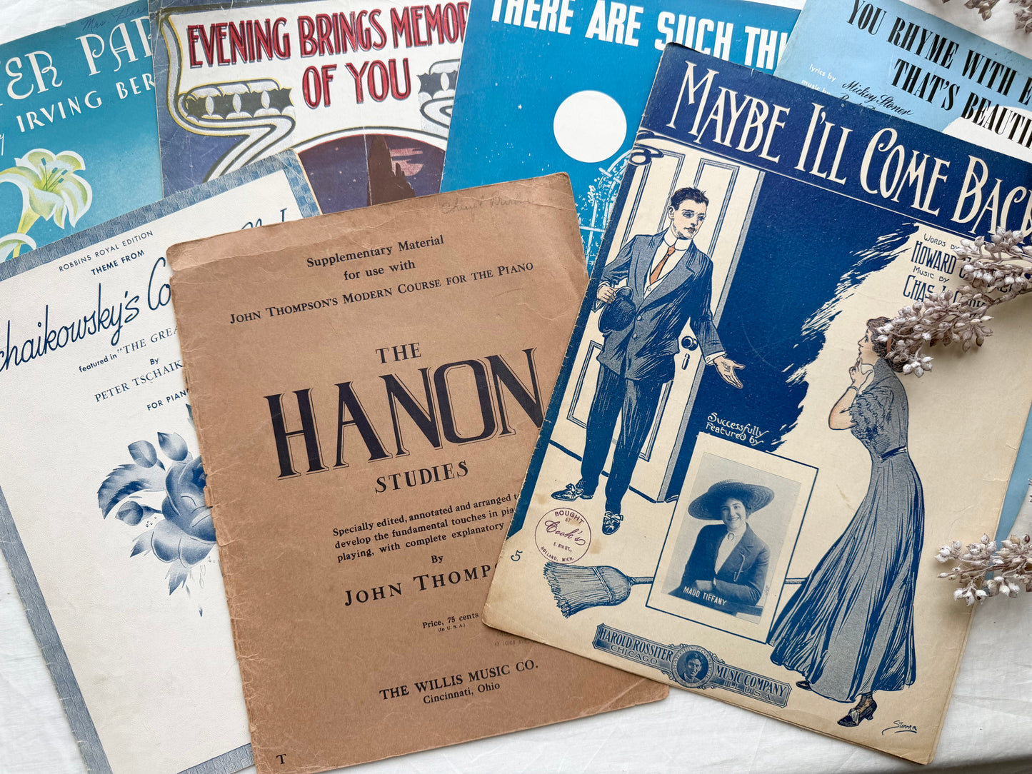 Vintage Music Set