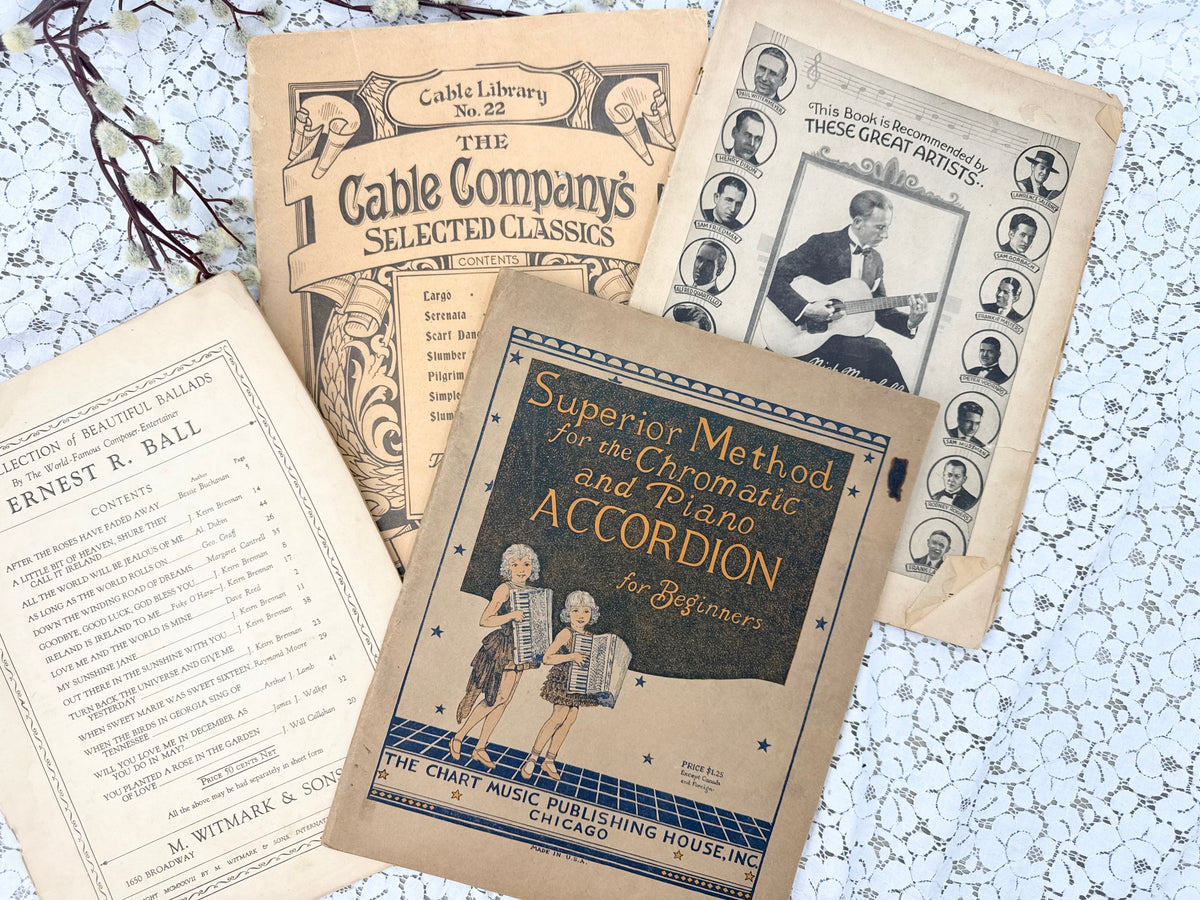 Vintage Music Set
