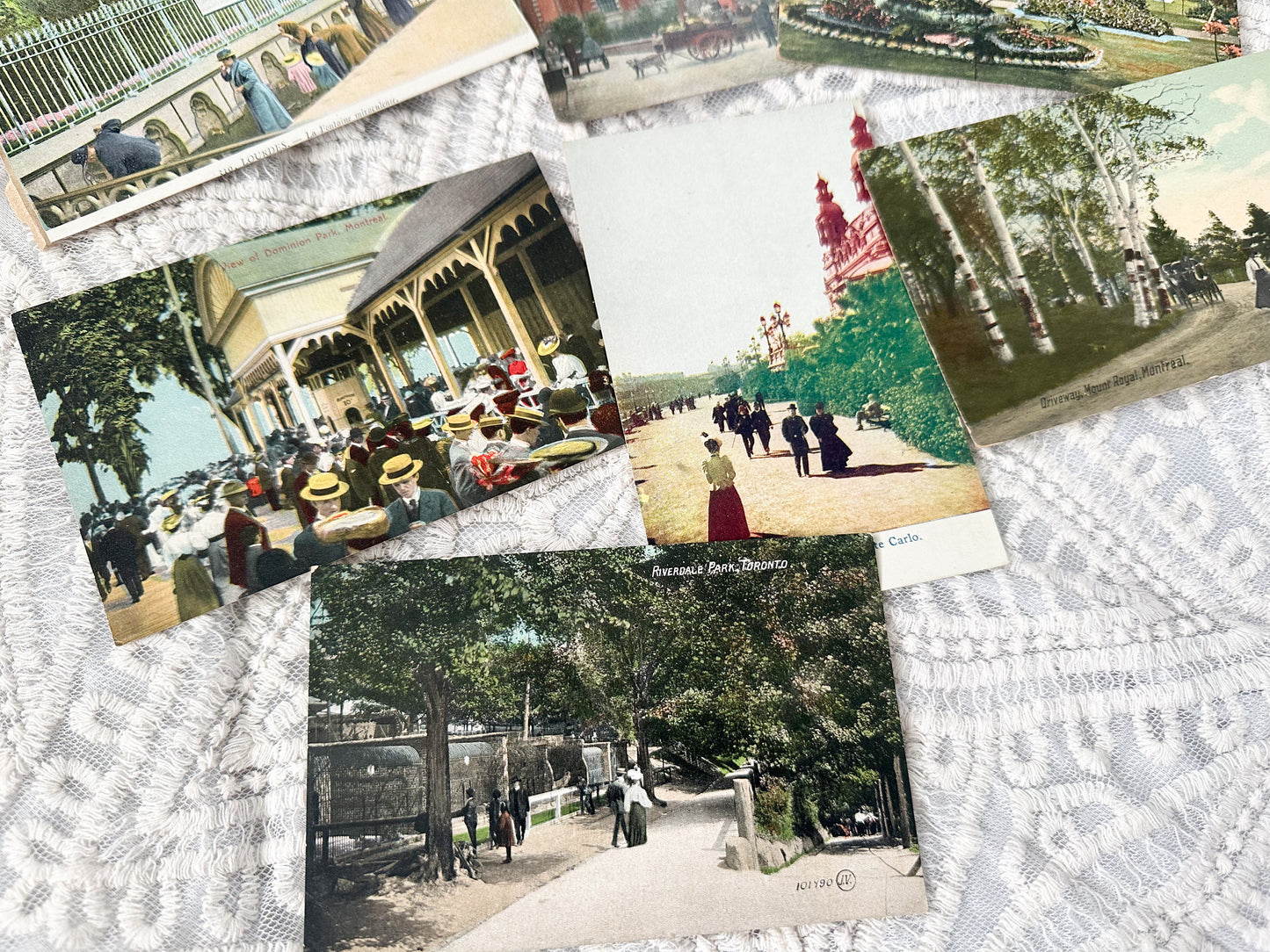 Vinage Postcard Set