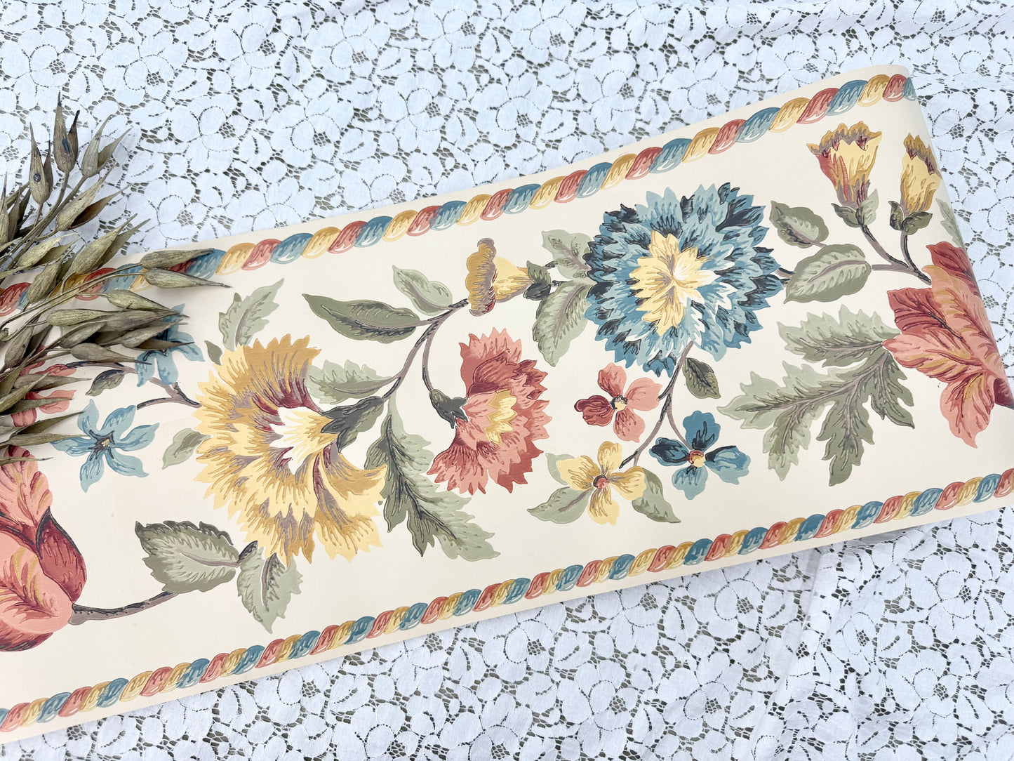 Vintage Wallpaper Border Rolls