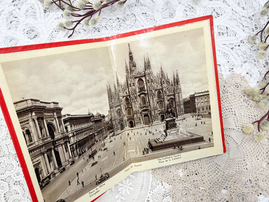 Milano Booklet