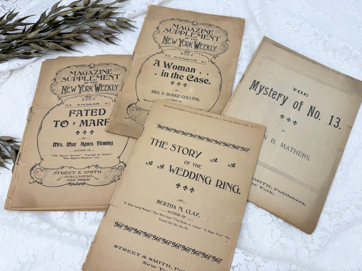 Vintage Booklet Set