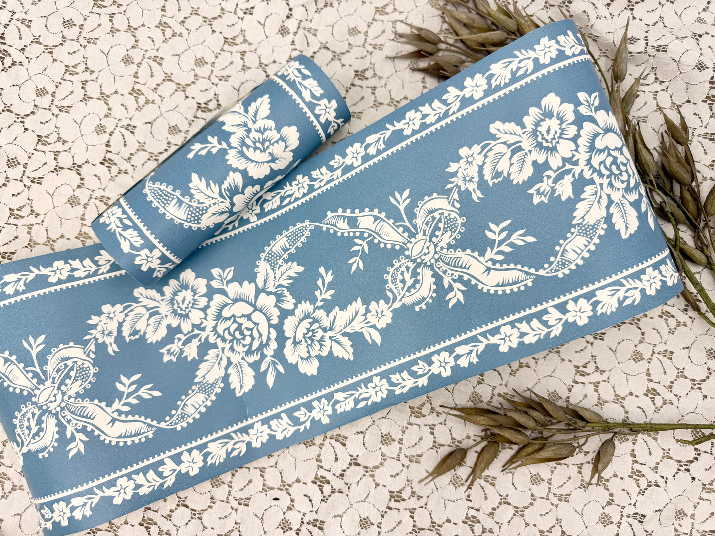 Vintage Wallpaper Border Rolls
