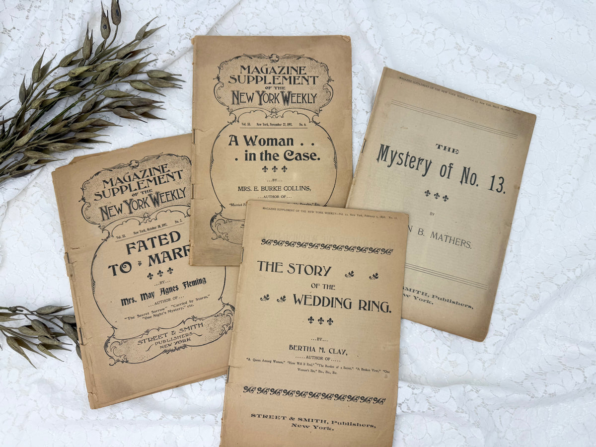 Vintage Booklet Set