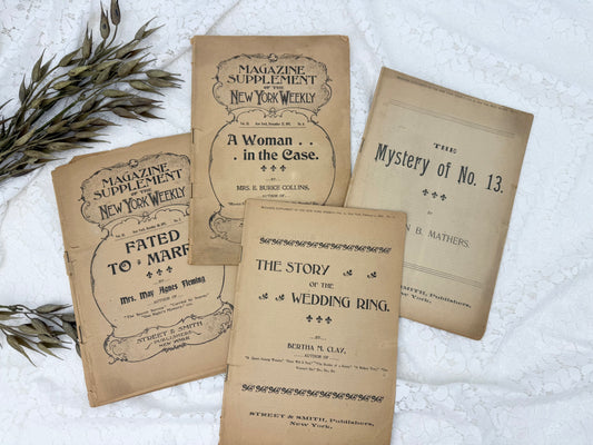 Vintage Booklet Set