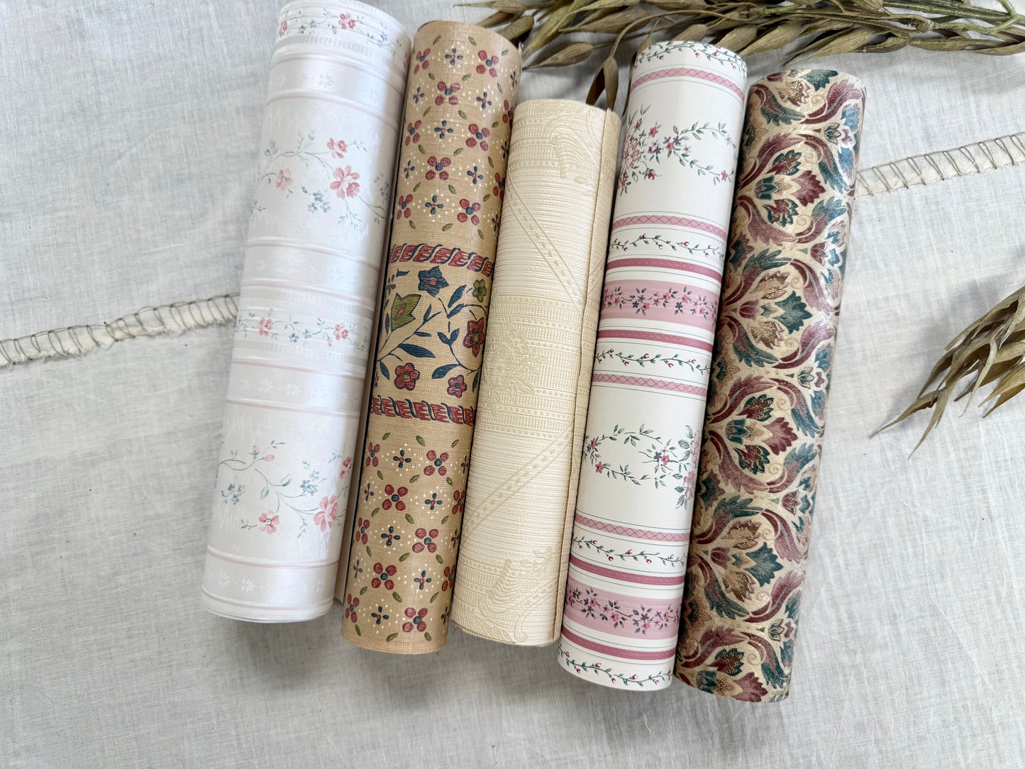 Vintage Wallpaper Set