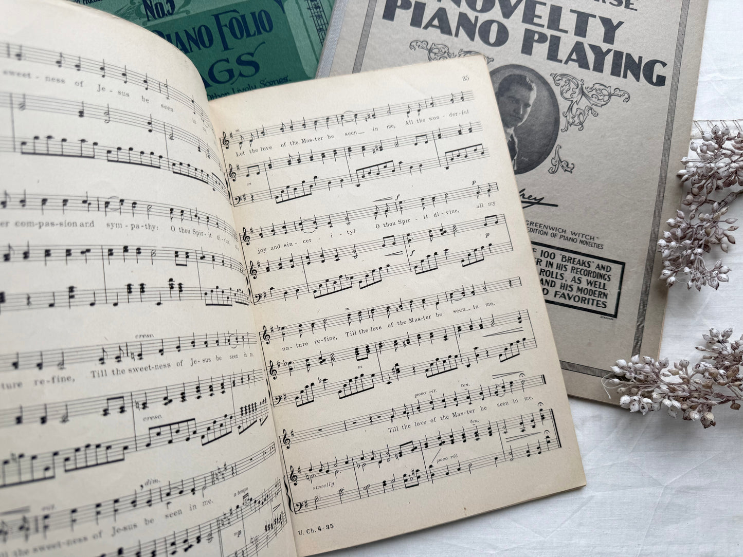 Vintage Music Set