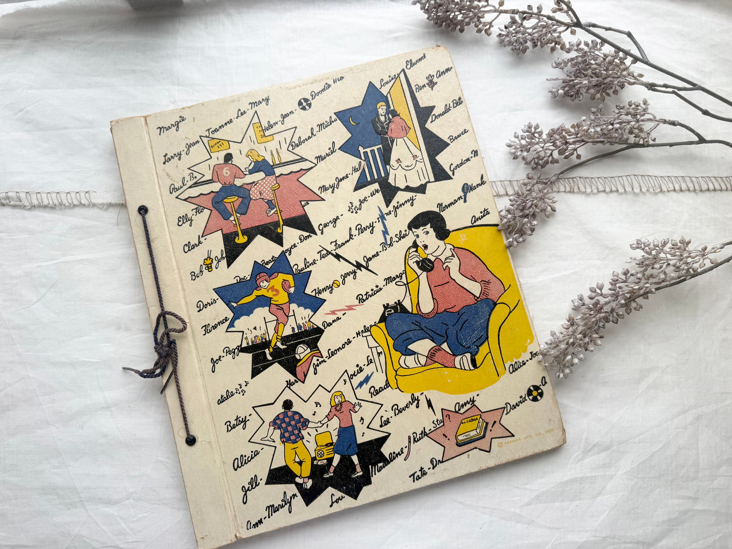 Vintage Scrapbook (Empty Pages)