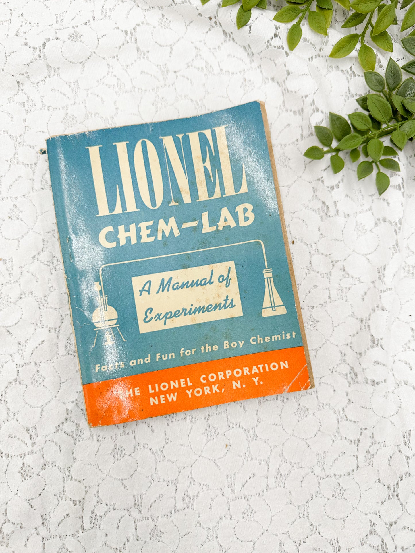 Lionel Chem Lab Book- 1942