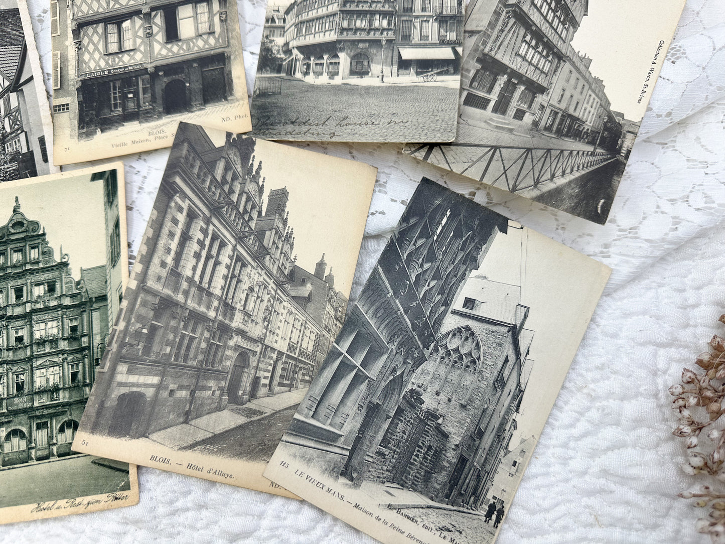 Vintage Postcard Set