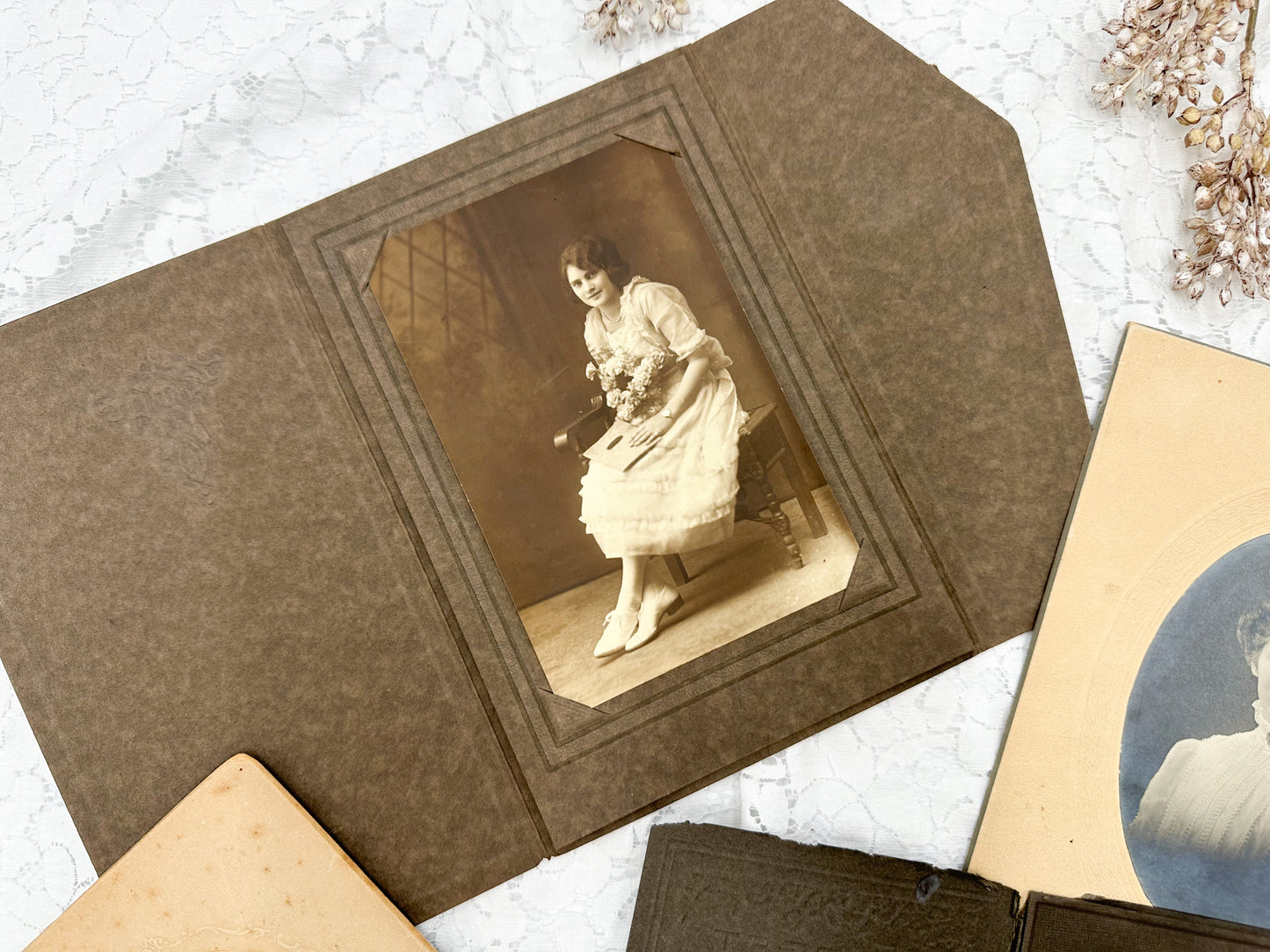 Vintage Cabinet Card Set