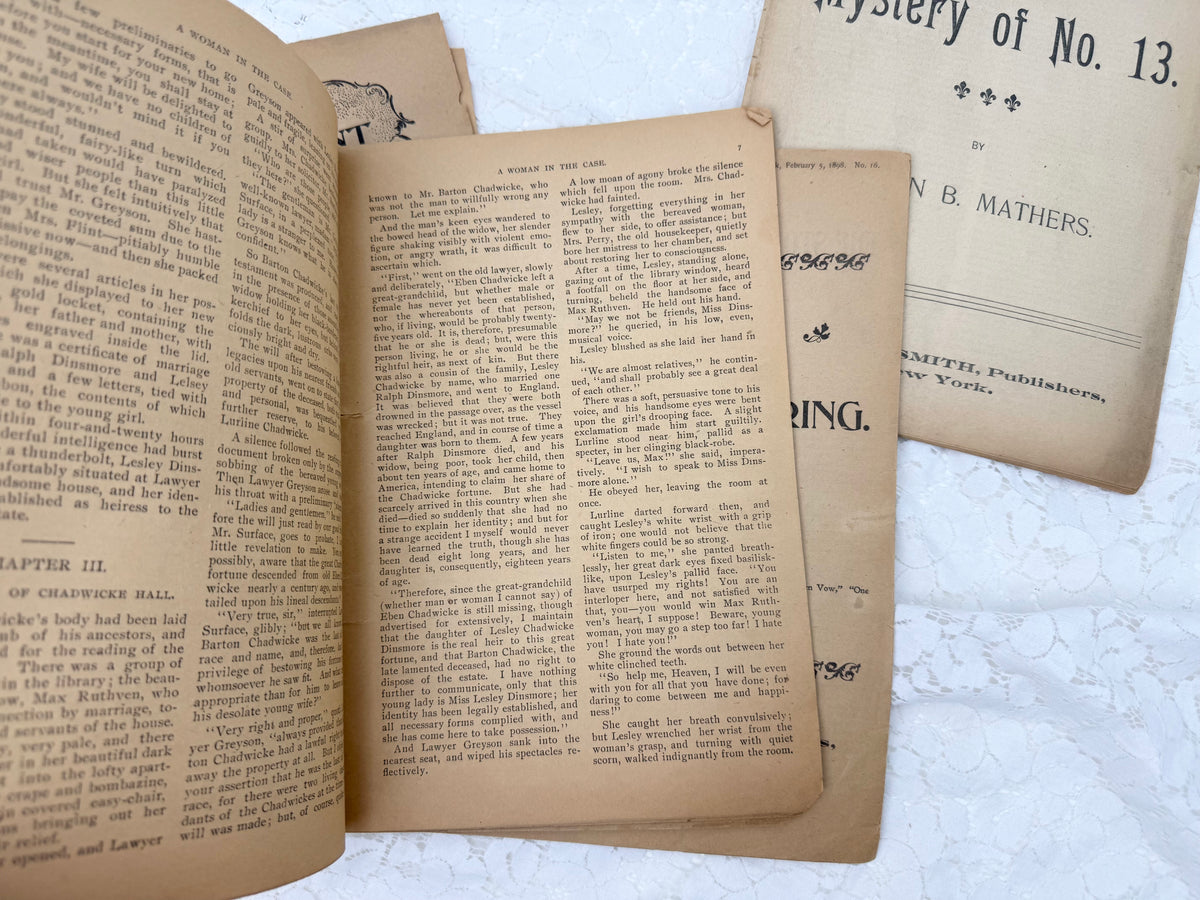 Vintage Booklet Set