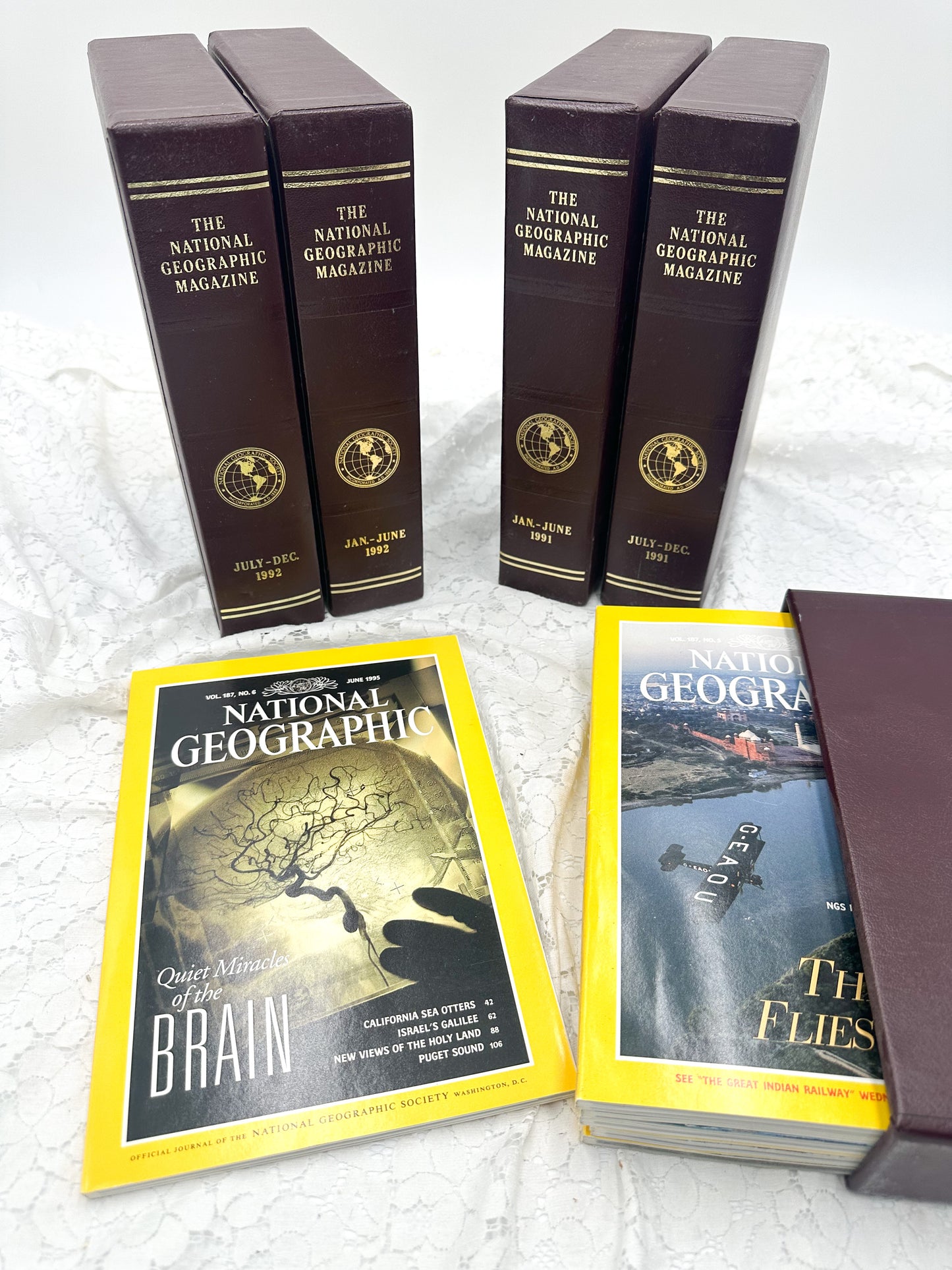 National Geographic Magazine Box (Choose your year)