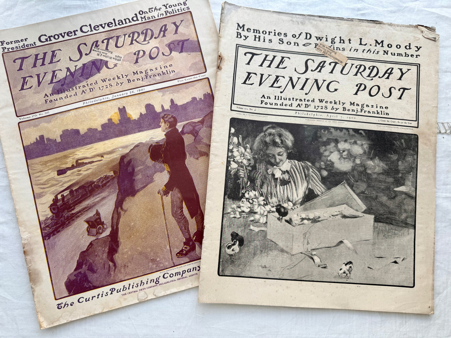 Vintage Magazine Set (Set of Two)