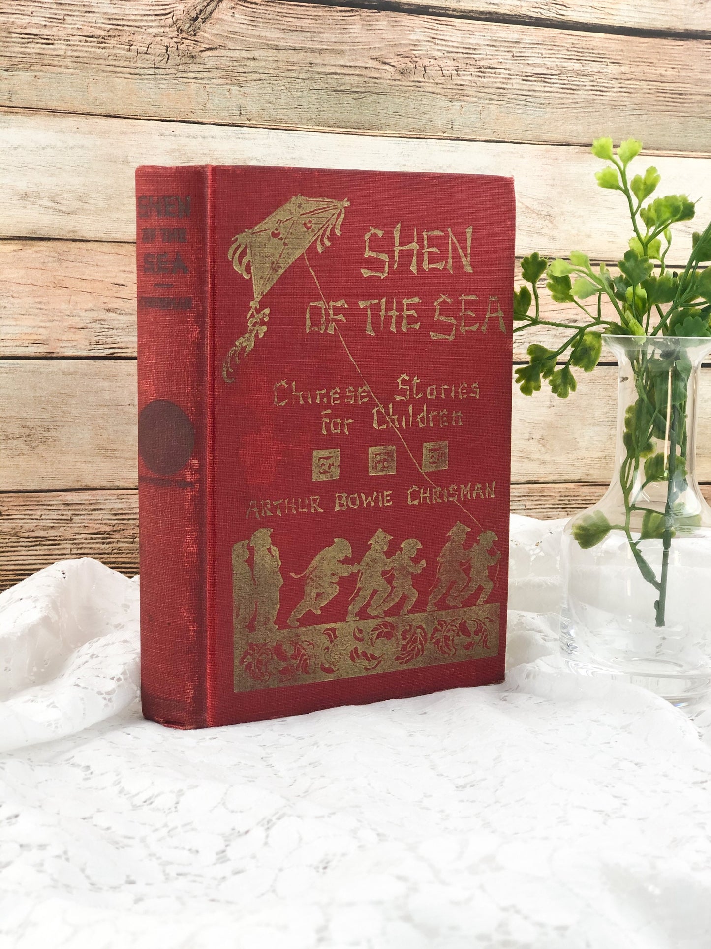 Vintage Book, Shen of the Sea by Chrisman