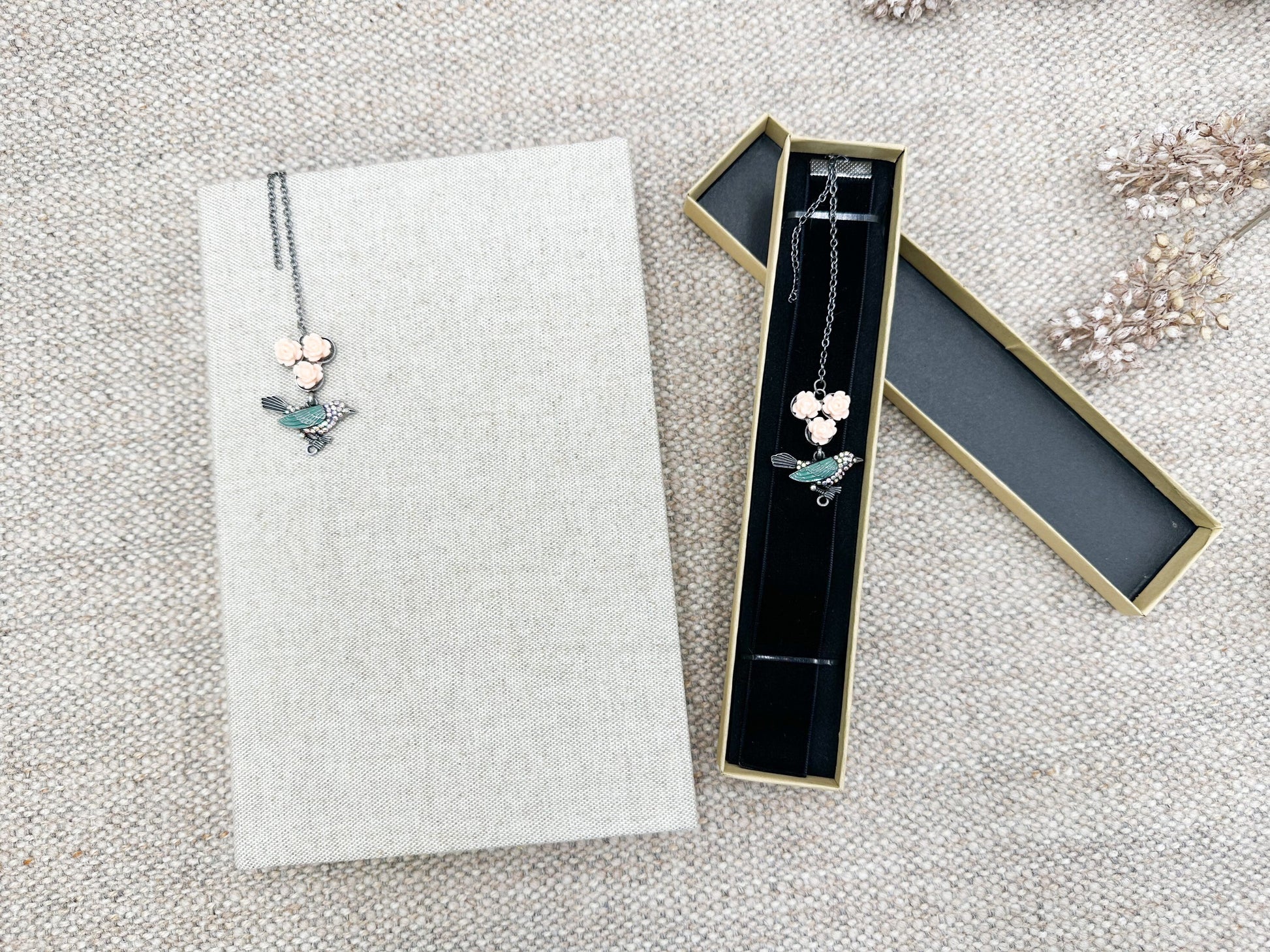 Bookmark for book lover gift, Vintage Bookmark, Gift Idea, Tassel Bookmark