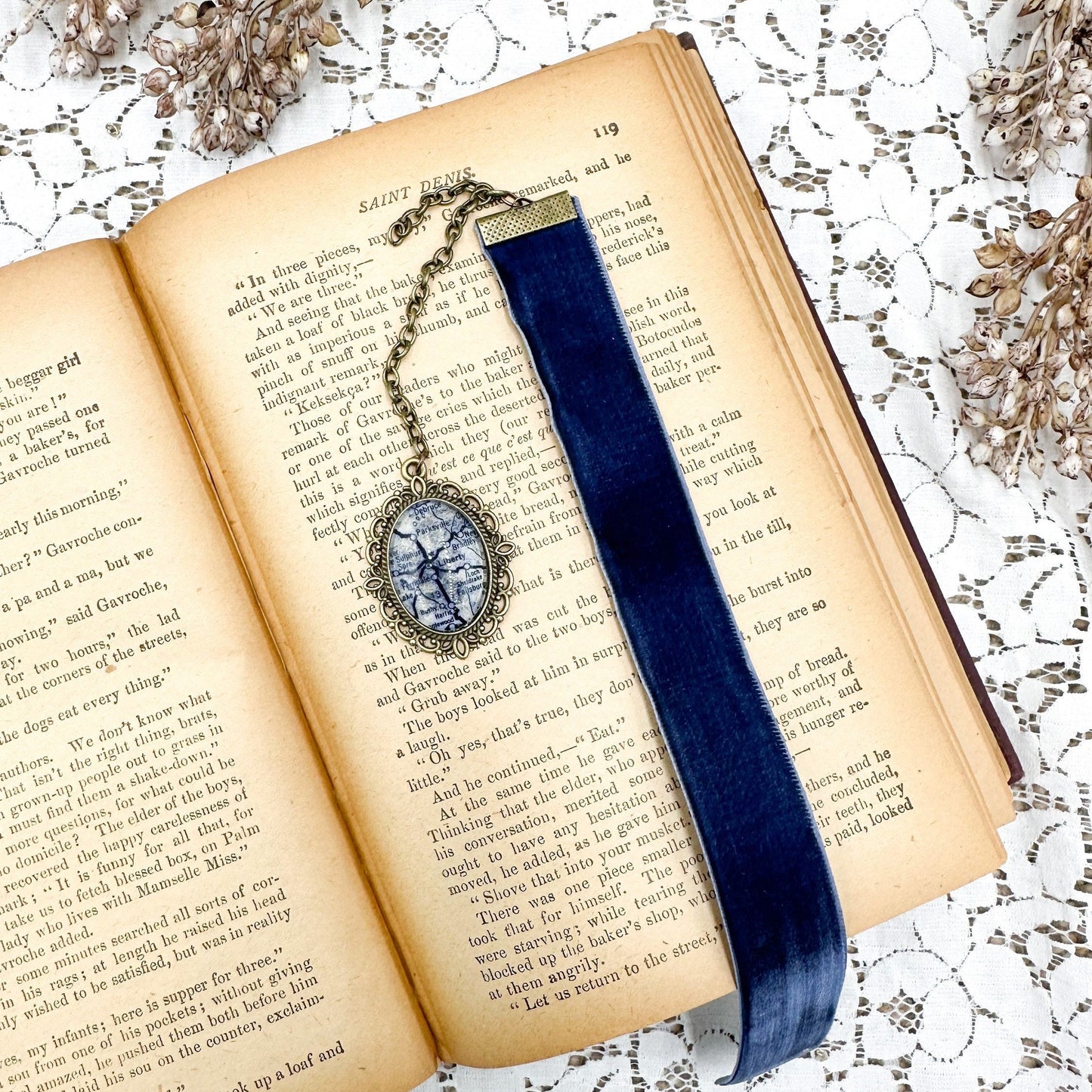Bookmark for book lover gift, Vintage Bookmark, Gift Idea, Tassel Bookmark