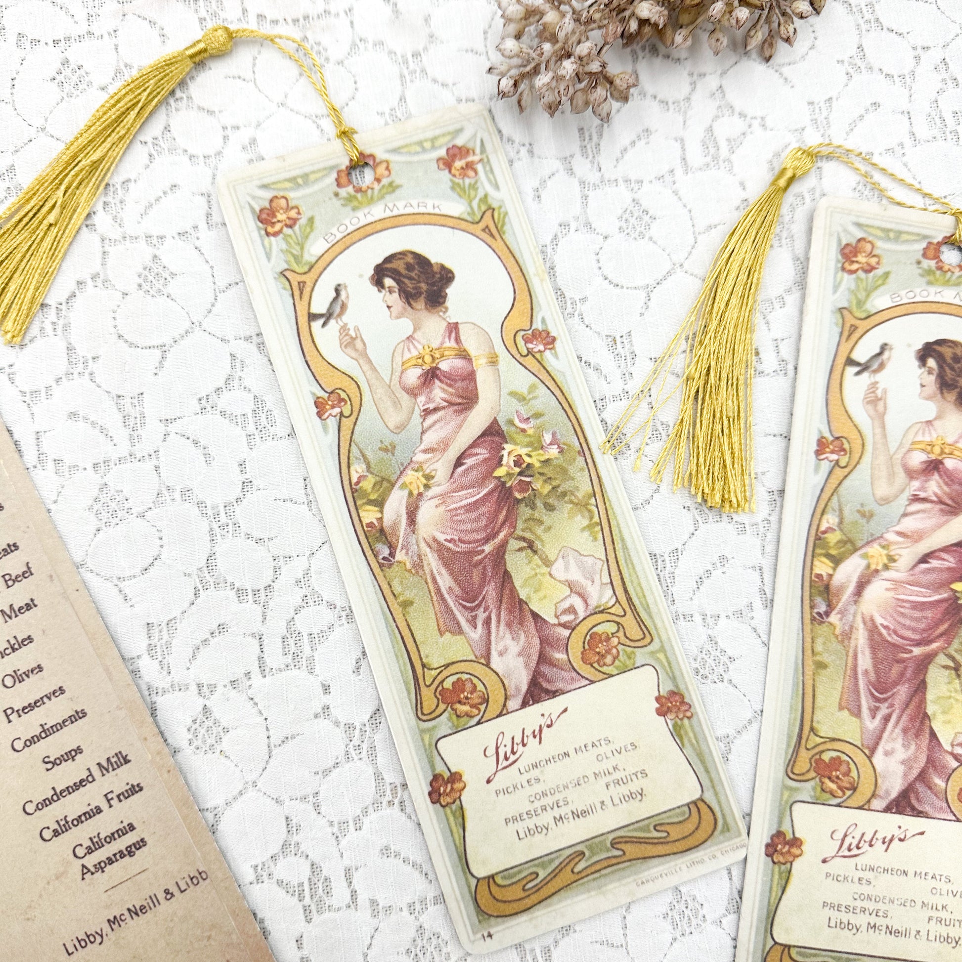 Bookmark for book lover gift, Vintage Bookmark, Gift Idea, Tassel Bookmark